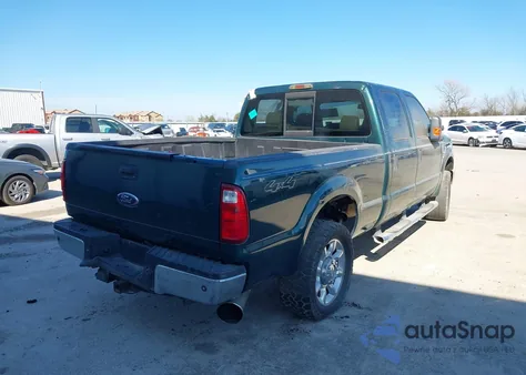 2008 Ford F250 Super Duty z USA, uszkodzony, nr VIN 1FTSW21R08ND19879